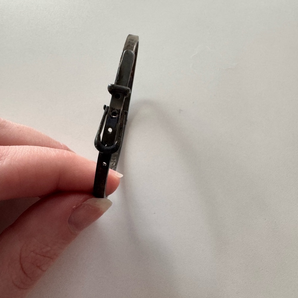 Silver and Black Bracelet - Picture 5 of 8